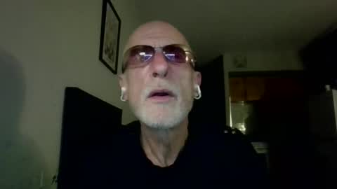Snapshot of pauljoseph611656 chatting on November 22, 2025, 11:09 am pjvan online show from November 22, 2025, 11:09 am