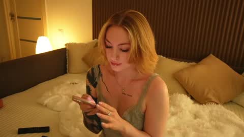 Kristina online show from June 28, 2026, 1:28 pm