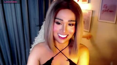 Angel Creamdensada online show from May 27, 2026, 4:37 pm