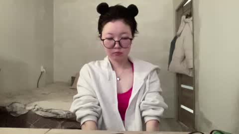 pebblewink online show from July 27, 2026, 10:22 am