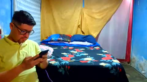 pecadodulce online show from June 17, 2026, 6:42 pm