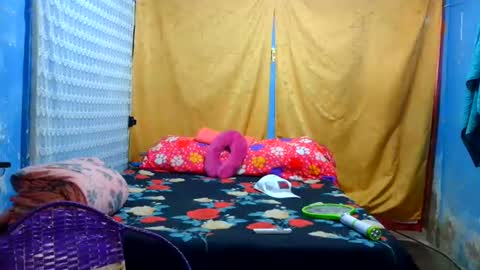 pecadodulce online show from June 20, 2026, 7:38 pm