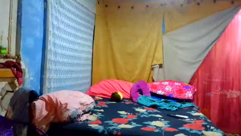 pecadodulce online show from June 25, 2026, 3:38 pm