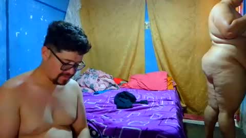 pecadodulce online show from July 22, 2026, 11:29 pm