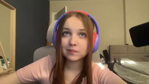 Luna Vale online show from June 30, 2026, 3:46 pm
