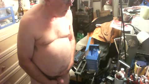 monkeydog online show from August 2, 2026, 6:12 am