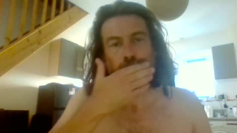 Snapshot of pesketig42 chatting on June 25, 2026, 5:39 pm pesketig42 online show from June 25, 2026, 5:39 pm