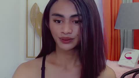 petite_barbie88 online show from June 15, 2026, 4:15 am