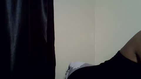 petite_melinda online show from July 23, 2026, 6:17 pm