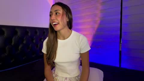 Peyton   online show from June 25, 2026, 12:21 am