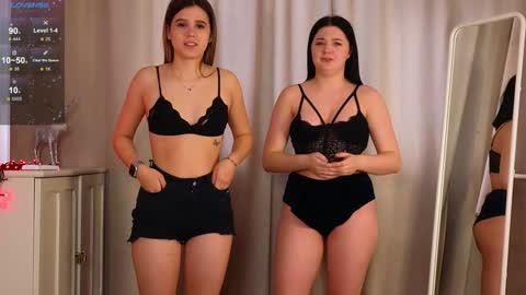 Lora black  and Lili blonde welcome you here online show from January 14, 2025, 11:31 am