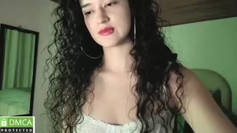 piama_burnss online show from June 24, 2026, 11:15 pm