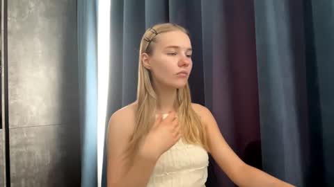 Kristie online show from July 17, 2026, 7:26 am