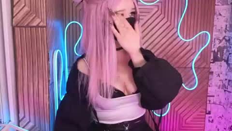 Sonya online show from June 26, 2026, 12:59 am