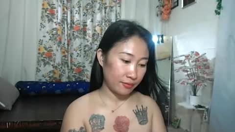 yumie  online show from July 11, 2026, 2:58 am