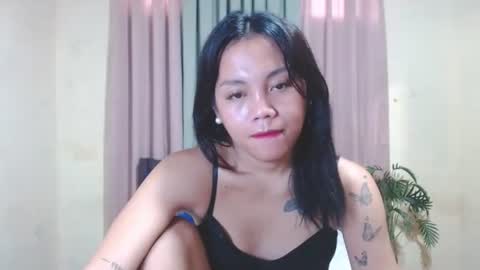 pinaymorena_stephanie online show from June 4, 2026, 11:22 pm