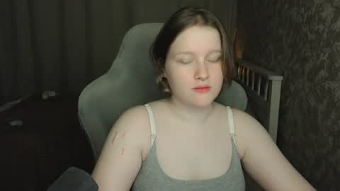 pinkiep1e online show from July 27, 2026, 8:38 pm