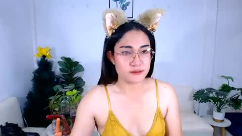Ploysai online show from June 15, 2026, 1:13 pm