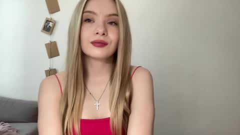 polishangel222 online show from July 22, 2026, 1:25 pm