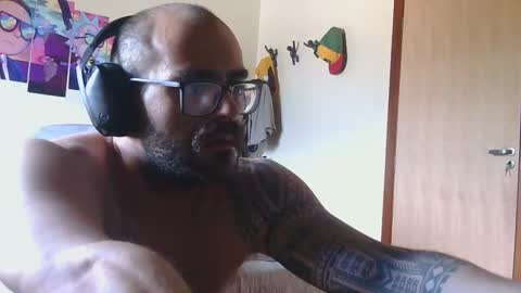 pretoriaan online show from October 19, 2025, 3:34 pm