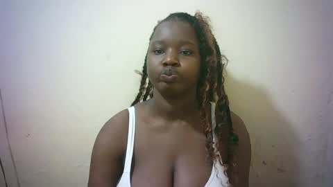 pretty_milan online show from July 16, 2026, 9:48 am