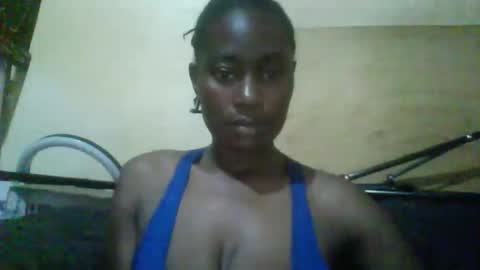 pretty_tiaana online show from June 9, 2026, 12:06 pm