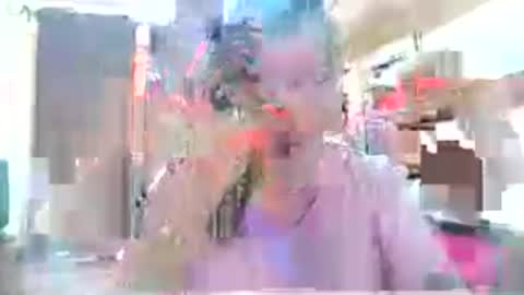 Snapshot of prettyjulliette chatting on June 17, 2026, 12:40 pm prettyjulliette online show from June 17, 2026, 12:40 pm