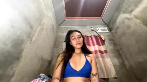 Pretty online show from July 19, 2026, 11:41 pm