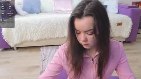 Kitty online show from May 11, 2026, 2:06 am