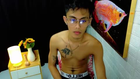 Snapshot of prince_gray69 chatting on September 19, 2025, 11:11 am Prince online show from September 19, 2025, 11:11 am