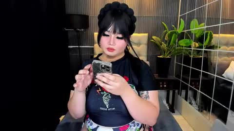 Astrid Ley online show from March 3, 2025, 5:39 pm