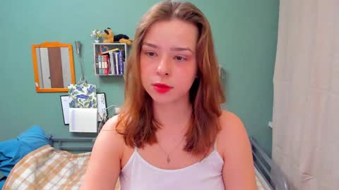 Polly online show from March 9, 2025, 6:32 pm
