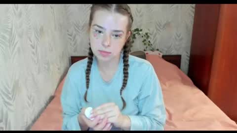 Polly online show from July 31, 2026, 7:02 pm