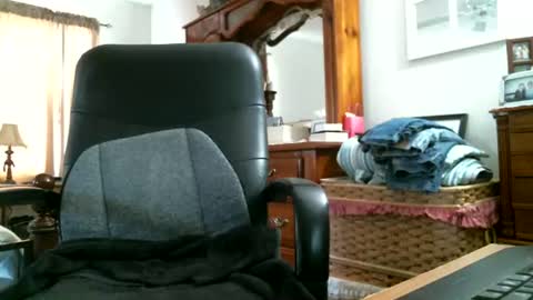 puppydog56 online show from July 13, 2026, 2:09 pm