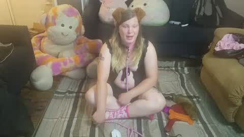 puppygirllovestobeg online show from June 28, 2026, 7:36 am