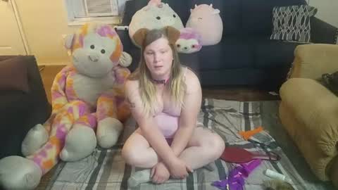 puppygirllovestobeg online show from August 4, 2026, 7:33 am