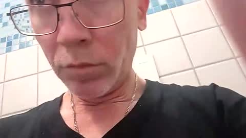 Pussy Licker - Womens Orgasm Paradise online show from May 5, 2026, 11:51 am