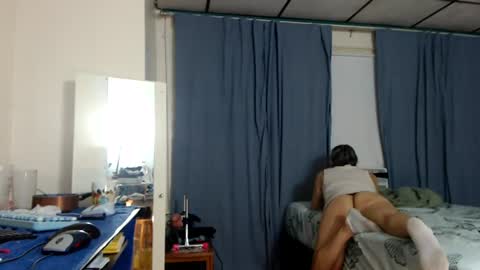 putiputi4u online show from June 25, 2026, 5:23 am