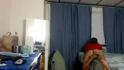 putiputi4u online show from July 2, 2026, 3:23 am