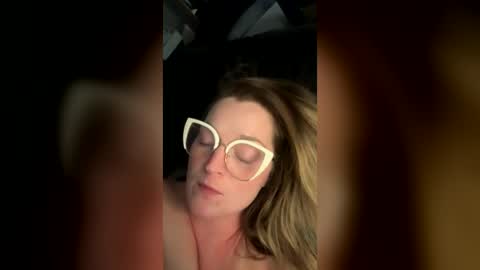 qbizzle3 online show from July 16, 2026, 2:12 pm