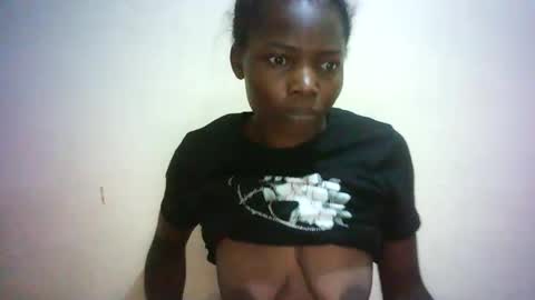 queen_joan online show from March 1, 2025, 12:28 am