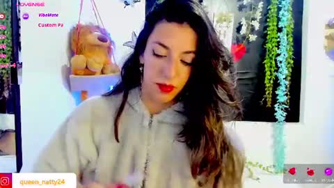queen_natttyy online show from July 2, 2026, 2:33 am