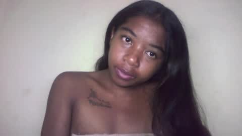queennaya online show from July 1, 2026, 3:08 am