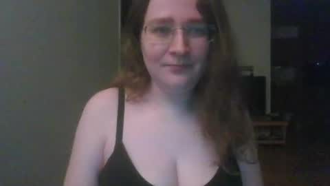 queenofthenights online show from June 26, 2026, 10:03 pm