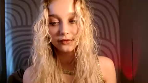 Serena XoXo online show from July 7, 2026, 12:09 pm