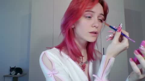 Lana Pollio online show from June 19, 2026, 3:16 pm
