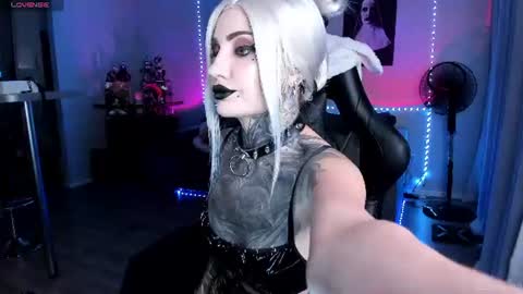  Miko Pleasee help me get 100 likes online show from July 5, 2026, 8:10 am
