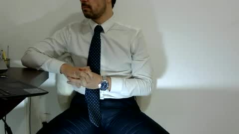 elenacam online show from June 16, 2026, 3:36 pm