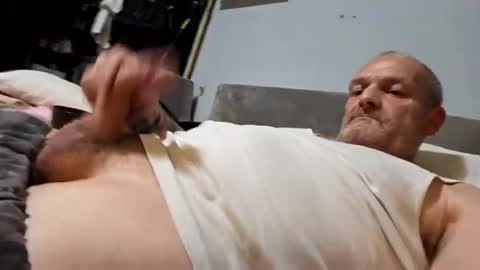 Bigthickdickinvic online show from April 23, 2026, 3:36 pm