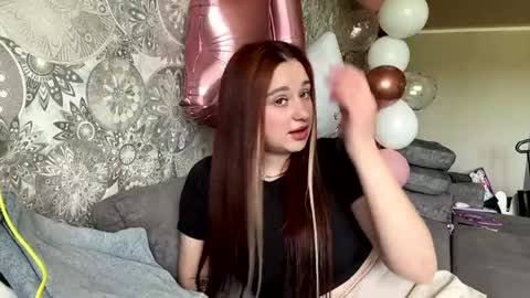 Cherry online show from May 22, 2026, 4:52 am